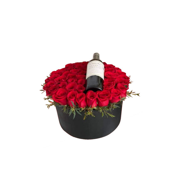 Caja con 100 rosas, incluye botella de vino las moras - Sweet Surprise Boutique