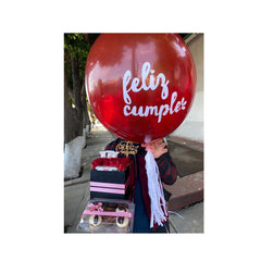 Caja de rosas con globo decorativo y cupcakes - Sweet Surprise Boutique